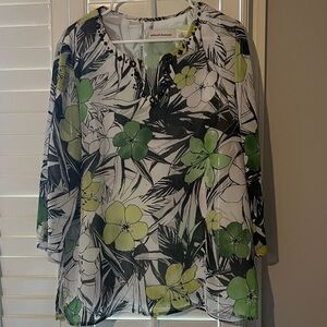 Alfred Dunner Black and Green Floral Blouse
